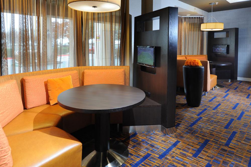 Courtyard By Marriott Dallas Plano In Legacy Park Екстер'єр фото