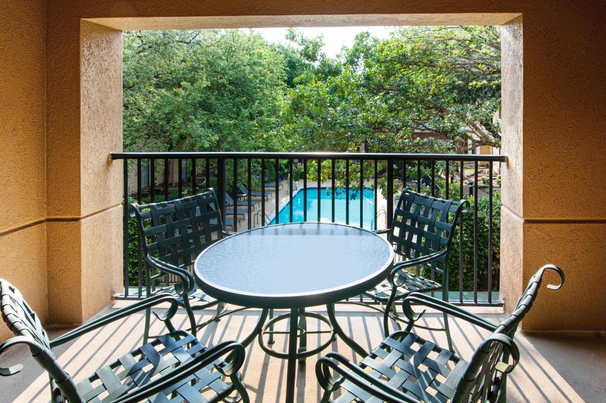 Courtyard By Marriott Dallas Plano In Legacy Park Екстер'єр фото